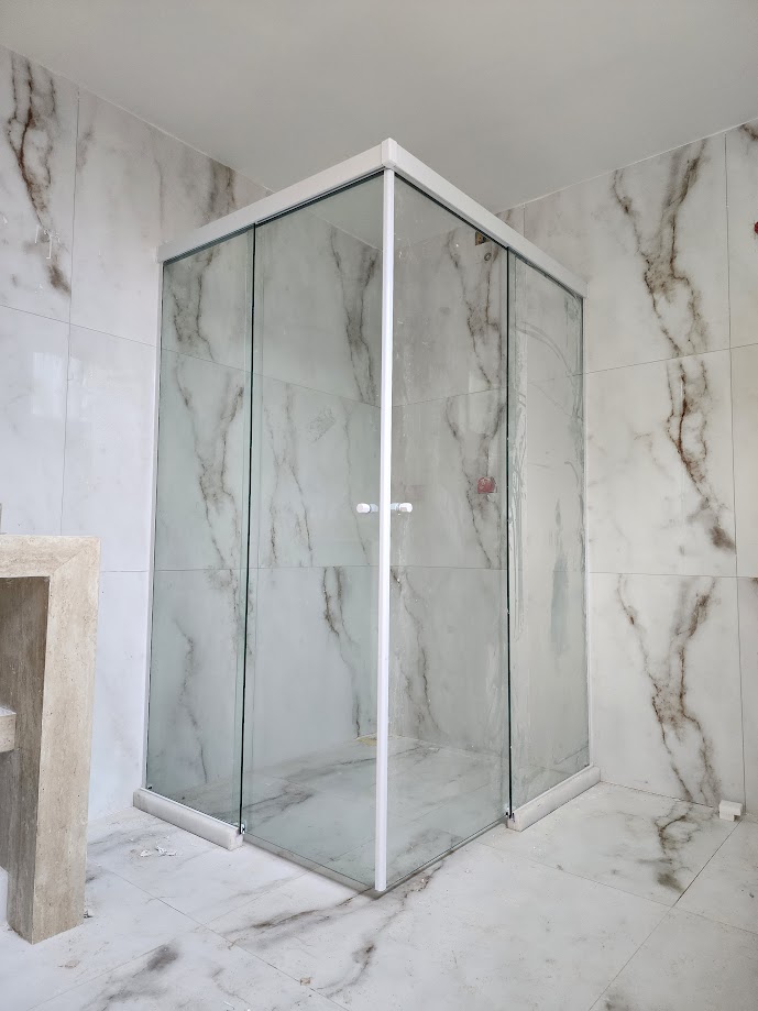 Box de banheiro instalado